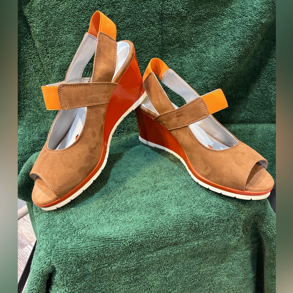 Sheridan Mia Brown and Orange Wedges